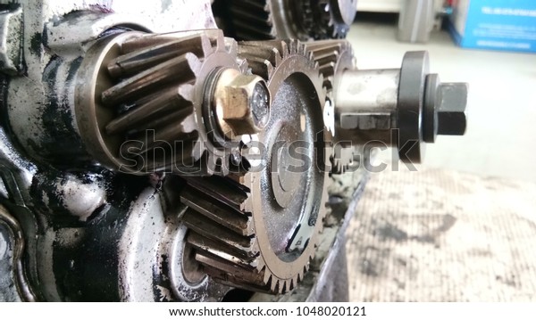 Car engine gear\
technology