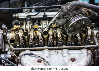 Car Engine Remove Assemble Engine Repair Stock Photo 754705201 ...