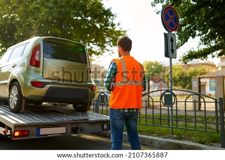 Car evacuation due to improper roadside parking