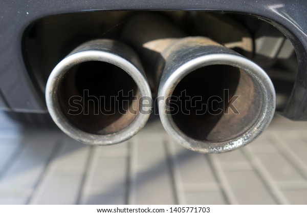 Car Exhaust Pipe Smoke\
Fumes