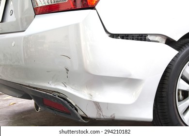 Car get damaged 