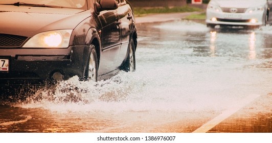 Car Goes Through Puddle Puddles On Stock Photo 1386976007 | Shutterstock