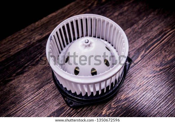 Car heater\
fan