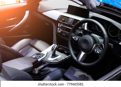 Imagenes Fotos De Stock Y Vectores Sobre Salon Car Shutterstock