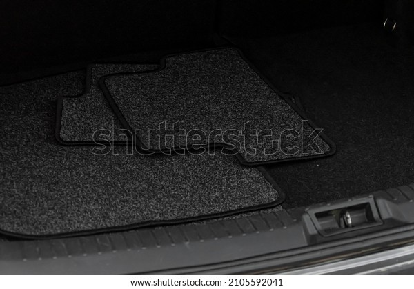 Car mats clean new lie in\
the trunk