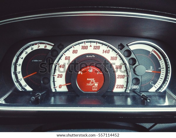 Car meter\
showing indicator fuel is running\
low