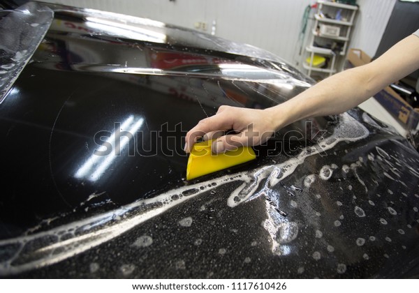 car paint protection\
film installing
