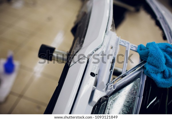 Car paint protection, protect coating installation\
carving knife