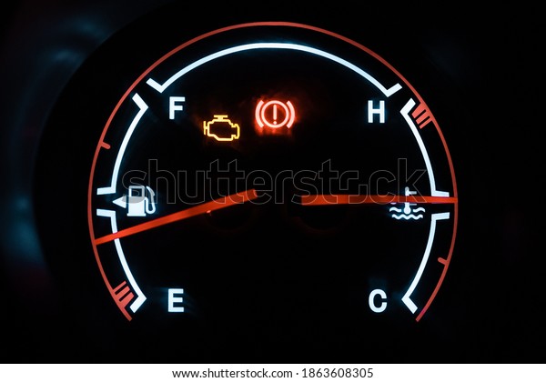 Car panel, with check\
indicator on
