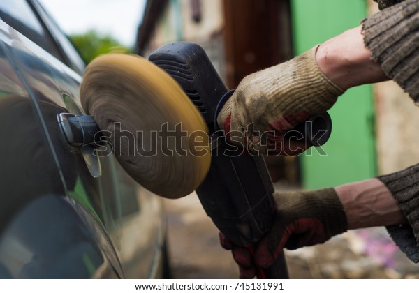 Car polishing machine close\
up