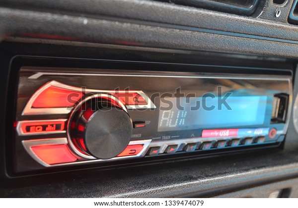 car radio\
mp3