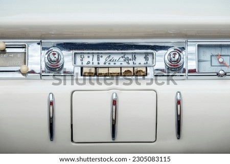 Car radio in an old ford edsel