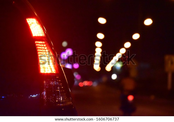 \
The car rear light and the street light\
at night are beautiful and\
mysterious.\
