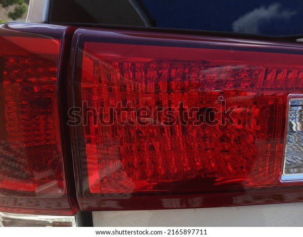 car rear red light.car\
lights