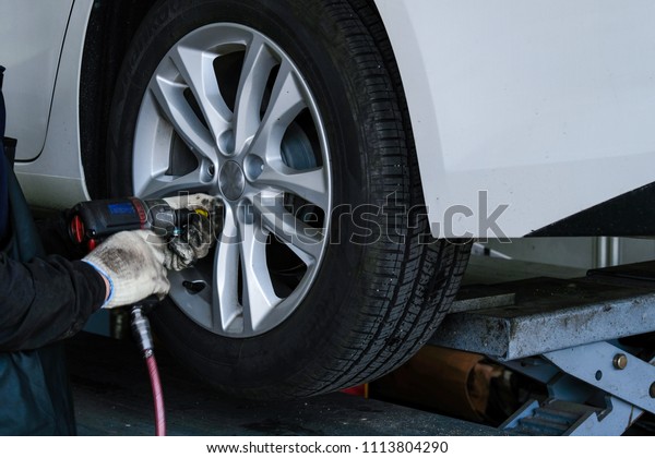 Car Repair\
shop
