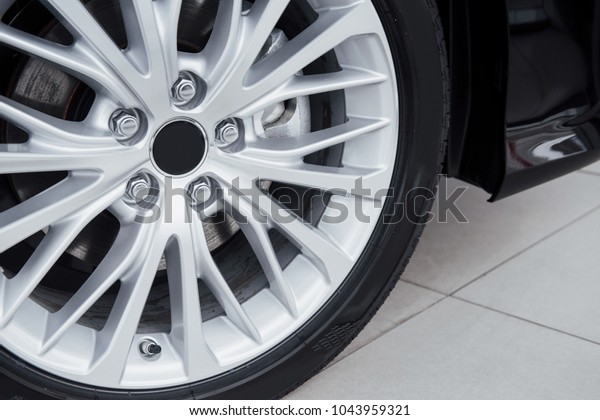 Car rim detail.\
Car wheel. selective focus.