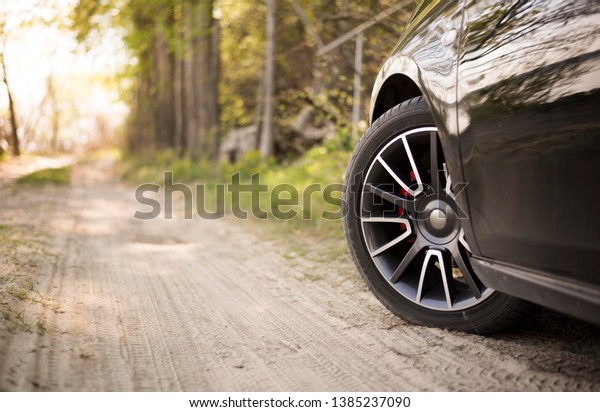 car rims. vehicle\
wheels. sport car tire