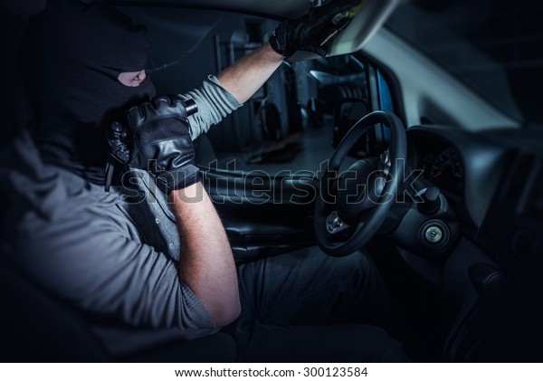 Car Rubber in Action. Grand Theft Auto. Men in Mask\
Looking For the Car Keys