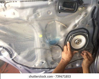 Car Speaker Installer