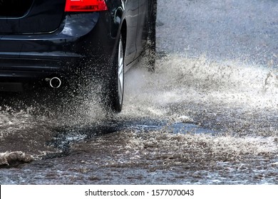 370 Car Splash Pedestrian Images, Stock Photos & Vectors | Shutterstock