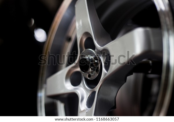 car sports\
wheels