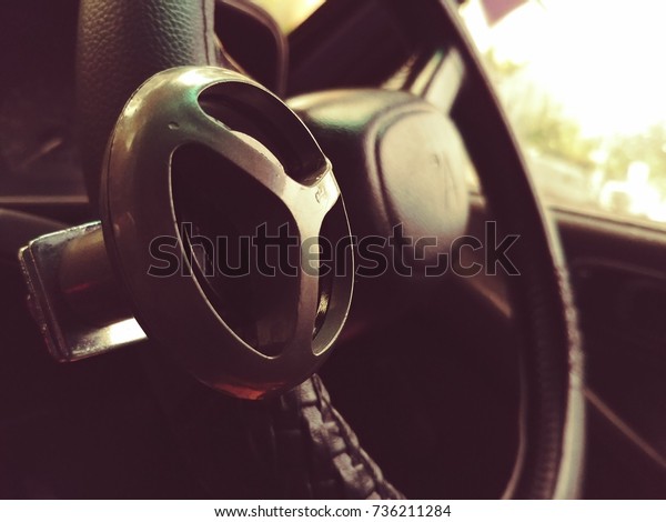 Car Steering Knob\
Wheel Power Spinner.