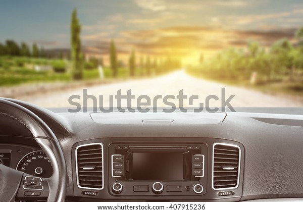 car and sun light\
