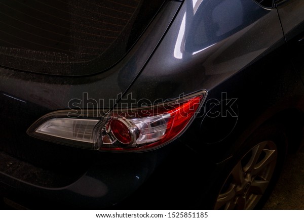 Car tail lights that are separated
from the background Stacked city lights,
technology