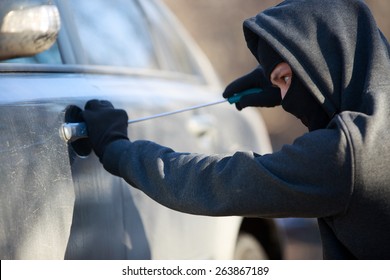 4,472 Car stolen Images, Stock Photos & Vectors | Shutterstock