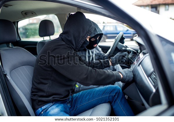 Car thief, car\
theft