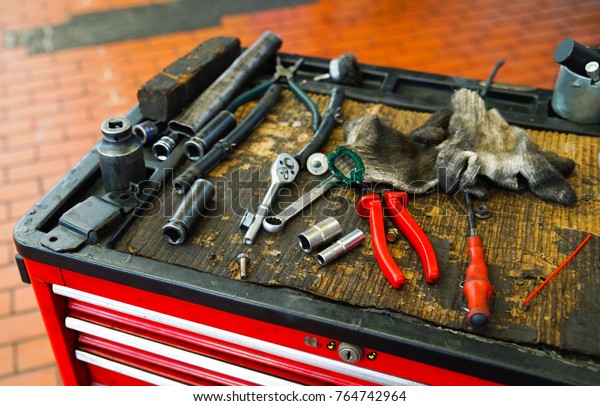 car tools/Red Cabinet\
Tools/\
