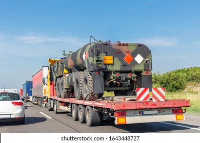 Car Towing Truck With Heavy Duty Military Army Fuel Tanker