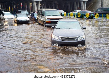 17,346 Car heavy rain Stock Photos, Images & Photography | Shutterstock