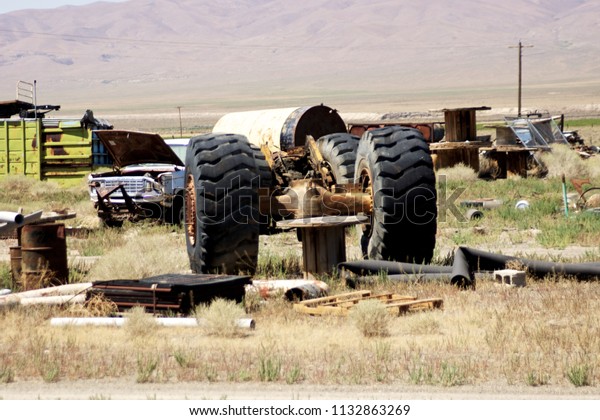 Car Truck Wreck with\
Wheels
