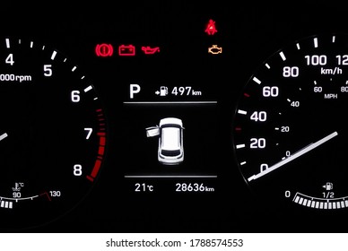 car velocimeter with full gas tank