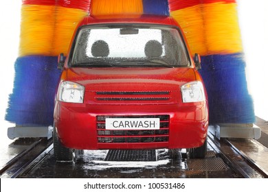 Car Wash In Washing Tunnel System