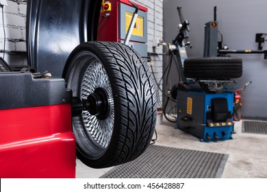 Car Wheel Balancing In Tire Service.