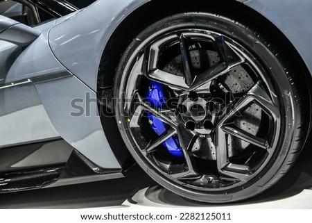 Car wheel and disc-brake super car	