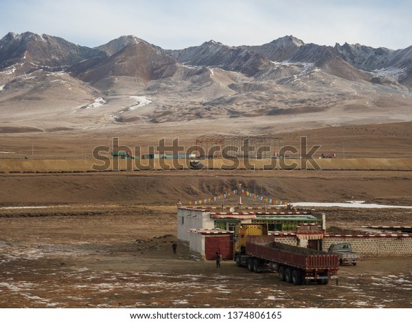 Car window scenery of Qinghai–Tibet railway in\
Tibet Autonomous Region,\
China.
