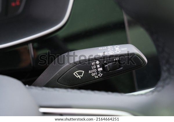 Car\
wiper control switch module. Wiper control\
lever.