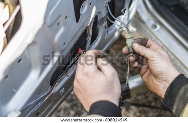 Car wiring\
repair