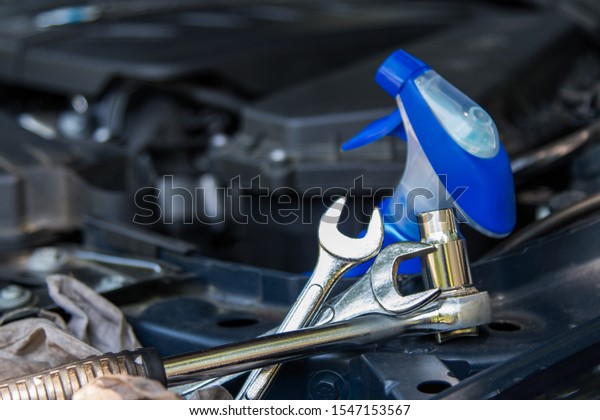 car workshop\
tools, maintenance and\
repairs