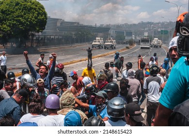 Caracas, Venezuela; 04 30 2019: 
Military And Civil Uprising Against Nicolás Maduro