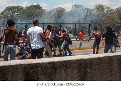 Caracas, Venezuela; 04 30 2019: 
Military And Civil Uprising Against Nicolás Maduro