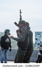 Caracas, Venezuela; 04 30 2019: 
Military And Civil Uprising Against Nicolás Maduro