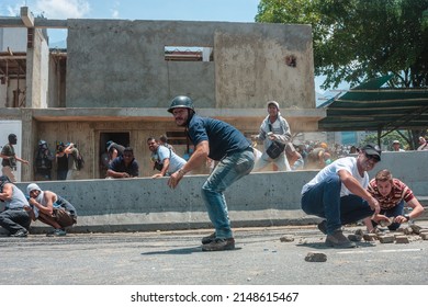 Caracas, Venezuela; 04 30 2019: 
Military And Civil Uprising Against Nicolás Maduro