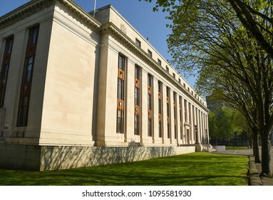 292 Cathays park Images, Stock Photos & Vectors | Shutterstock