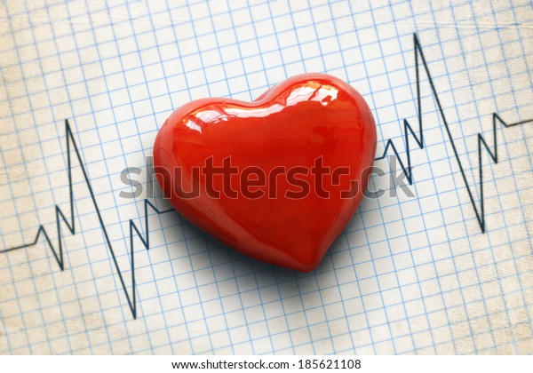 Cardiogram pulse trace and heart concept for\
cardiovascular medical\
exam