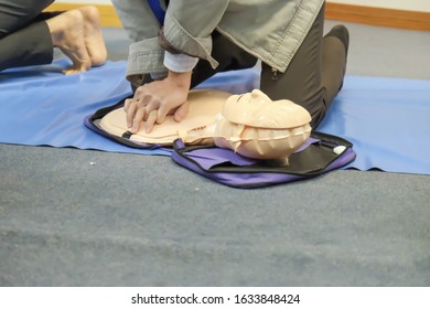 Cardiopulmonary Resuscitation. CPR First Aid Training  For People In Office