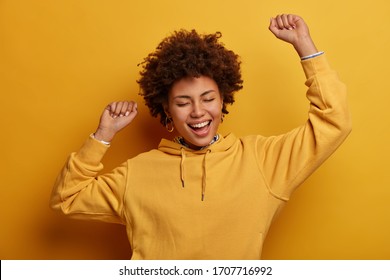 yellow sweat shirts